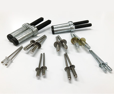 ブラインドリベット